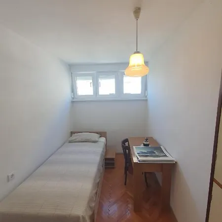 Experience Apt 아파트 스플리트